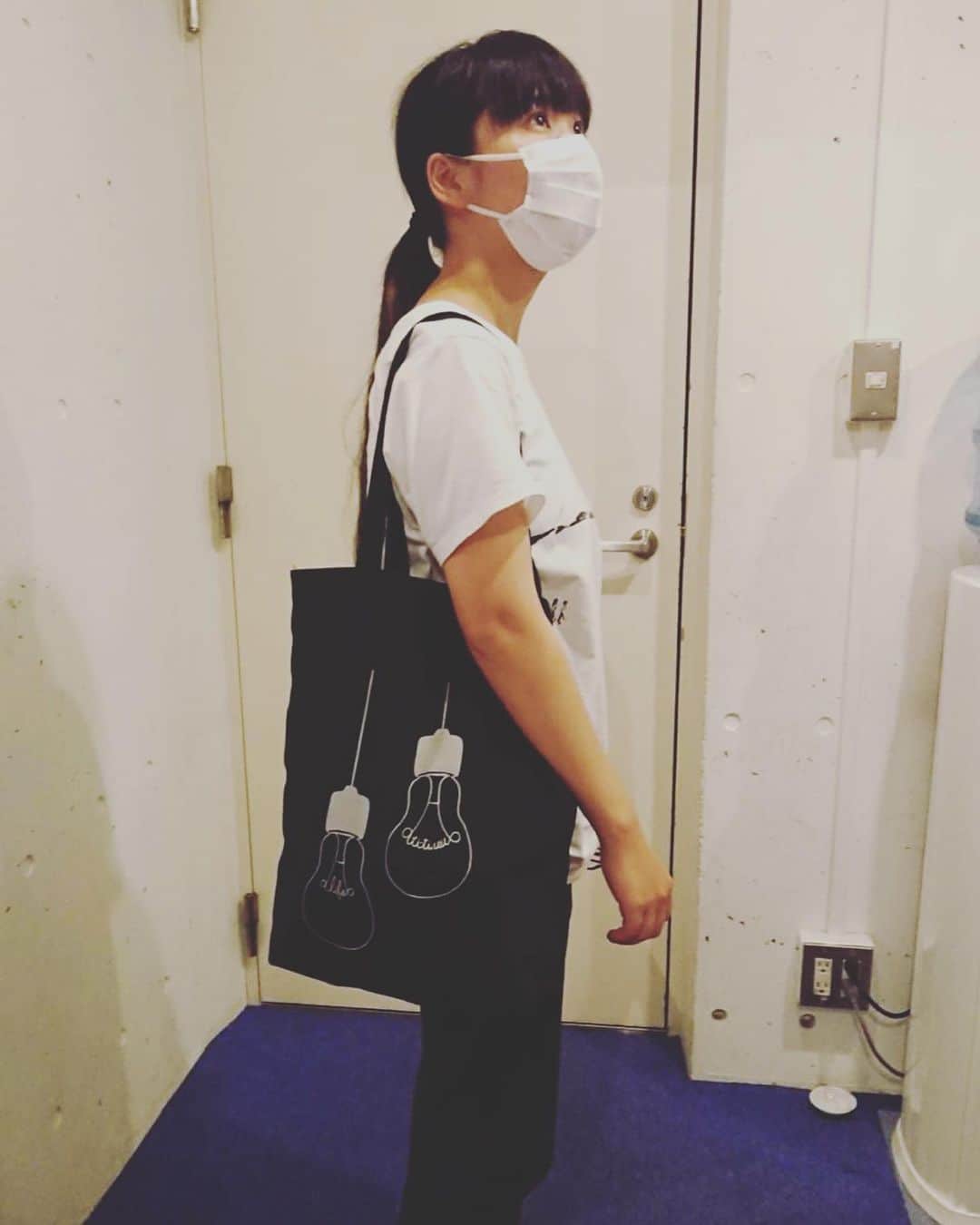 345さんのインスタグラム写真 - (345Instagram)「おはようございます。今日も暑くなりそうですね。みなさま、体調にお気をつけて…◎ ti-ti.uuのおしゃれなトートバッグ、ぜひ、ぜひ。内ポケット付きです。  http://shopping.deli-a.jp/sp/item_List.php?c1=1279&pn=1  #titiuu #ティーティウー #トートバッグ」6月16日 9時54分 - 345.uu