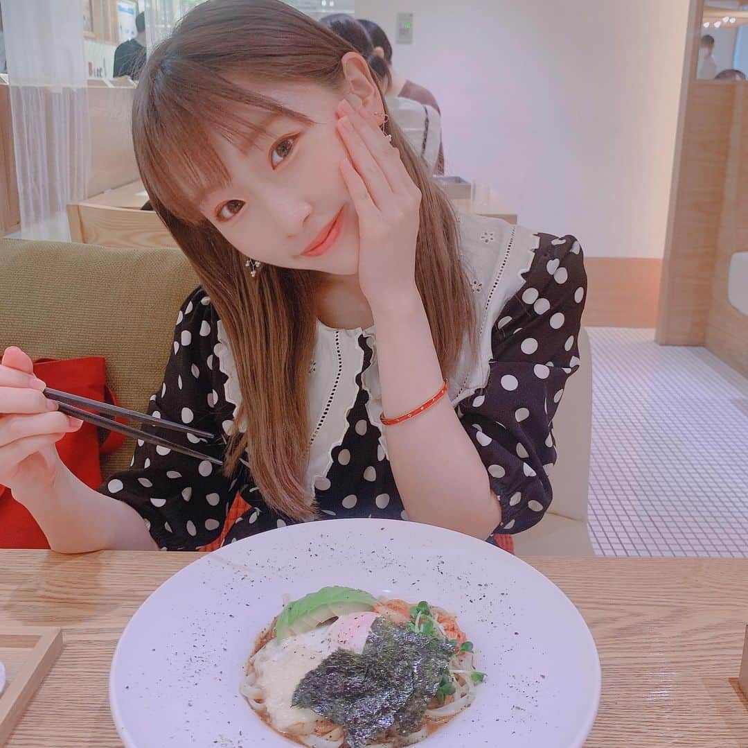 平野友里（ゆり丸）のグルメインスタ