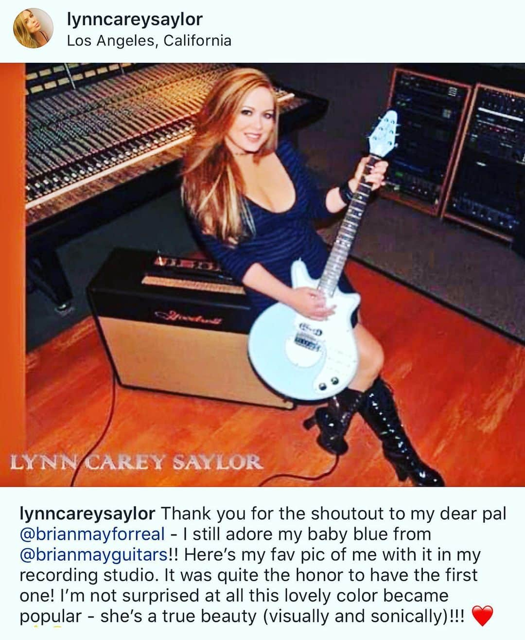 ブライアン・メイさんのインスタグラム写真 - (ブライアン・メイInstagram)「A message from singer songwriter guitarist Lynn Carey Saylor.  She’s a true beauty - visually and sonically.  Sorry, dear Lynn - I couldn’t resist that !  @lynncareysaylor @brianmayguitars  #babyblue  Bri」6月16日 10時22分 - brianmayforreal