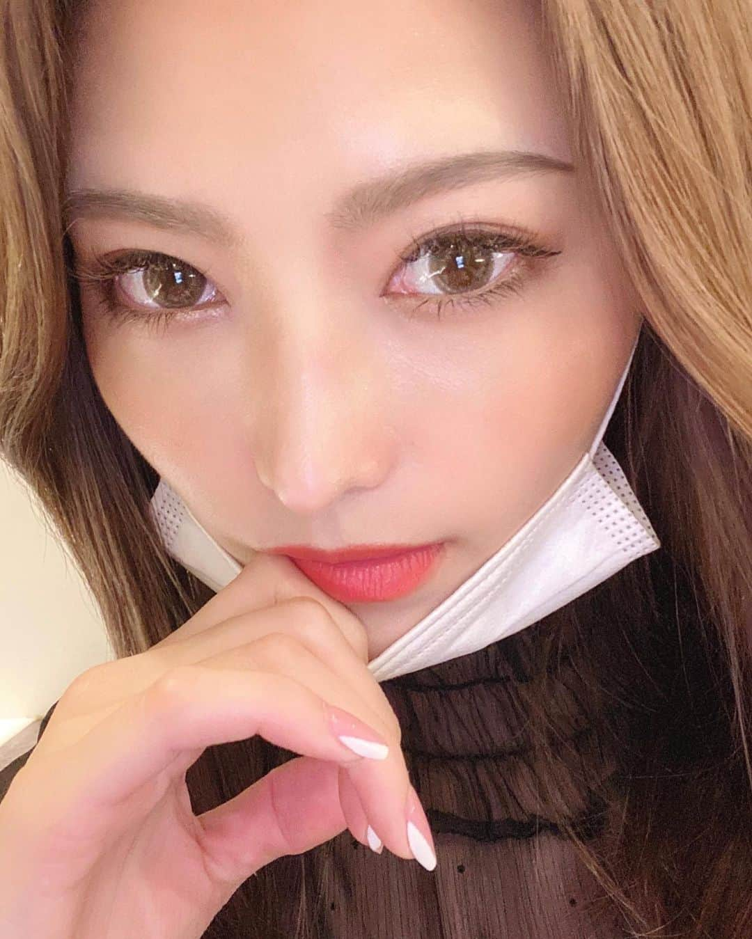 MIKAさんのインスタグラム写真 - (MIKAInstagram)「ドアップ注意報⚠️👀 楽しみな撮影に向かってるよ〜💨 そして、、ずっと我慢してたまちゅえく復活祭😫💕 ずっと通ってるハニーラッシュ @honeylash でやっとまつ毛ふさふさにしてもらってきました✨ いつも綺麗なマツエクをありがとうございます💋😚 スライドして二つ目の動画見てね♫ 最近ずっとブラウンmixでぬけ感を出してもらってるよ💓💗 スタッフさんもサロンの雰囲気も良くて大好きな場所💐 いつもありがとうございます🥰✨ #eyelashes  #eyelashextensions #honeylash #swipeleft #cyberjapan #サイバージャパン #サイバージャパンダンサーズ #マツエク」6月16日 11時45分 - cjd_mika