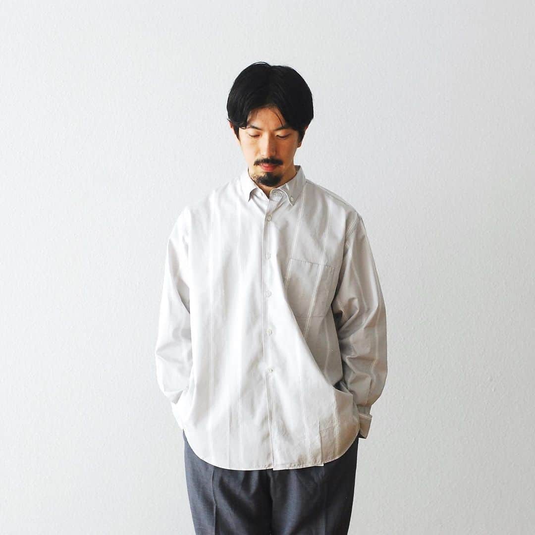wonder_mountain_irieさんのインスタグラム写真 - (wonder_mountain_irieInstagram)「_ WELLDER / ウェルダー "Button-Down Standard Shirt" ¥26,400- _ 〈online store / @digital_mountain〉 https://www.digital-mountain.net/shopdetail/000000009923/ _ 【オンラインストア#DigitalMountain へのご注文】 *24時間受付 *15時までのご注文で即日発送 *期間限定、送料無料 tel：084-973-8204 _ We can send your order overseas. Accepted payment method is by PayPal or credit card only. (AMEX is not accepted)  Ordering procedure details can be found here. >>http://www.digital-mountain.net/html/page56.html  _ #WELLDER #ウェルダー _ 本店：#WonderMountain  blog>> http://wm.digital-mountain.info _ 〒720-0044  広島県福山市笠岡町4-18  JR 「#福山駅」より徒歩10分 #ワンダーマウンテン #japan #hiroshima #福山 #福山市 #尾道 #倉敷 #鞆の浦 近く _ 系列店：@hacbywondermountain _」6月16日 11時48分 - wonder_mountain_