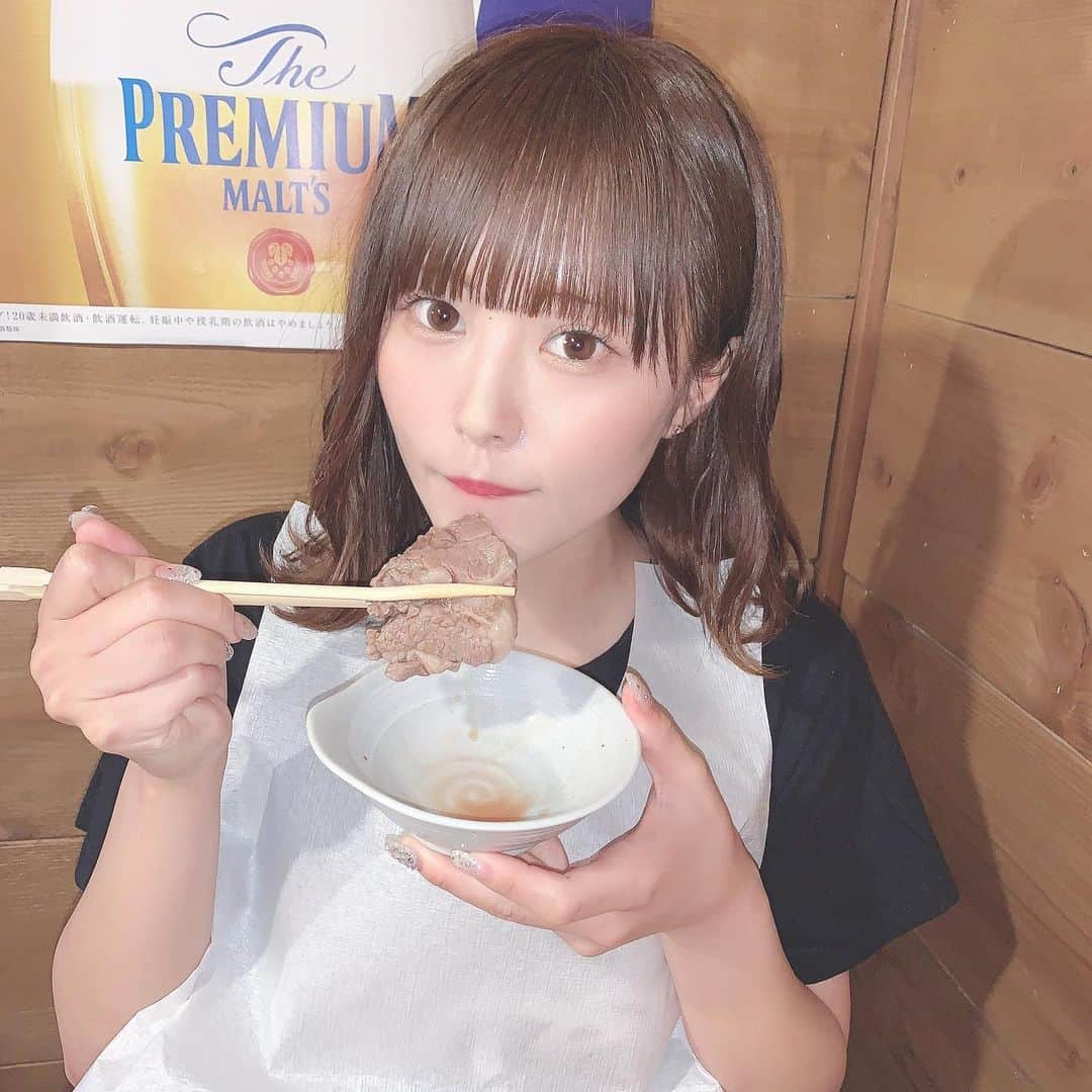 のインスタグラム：「🐑人生初のジンギスカン🐑  ジンギスカン居酒屋の【りっちゃん】に行ってきた´•ᴥ•`‪‪❤︎ ‬ 後からタレつけて食べるお肉と、味付けのお肉とどっちも美味しかった‪‪❤︎‬ 個人的には味付けがめちゃすき、、、‪‪❤︎‬ 昨日オープンしたみたい⸜(*´꒳​`*)⸝‍♡ やったあー！古参！‪‪❤︎‬ 高円寺駅から歩いて5分くらいの所でめちゃうまでした……‪‪❤︎‬幸 【ジンギスカン居酒屋♡りっちゃん】  東京都杉並区高円寺南3-46-7 ＴＥＬ 080-2255-4300  #ジンギスカン #ジンギスカン居酒屋 #高円寺グルメ #グルメ好きな人と繋がりたい #グルメ好きな人と繋がりたい #グルメスタグラム #グルメ女子 #肉 #居酒屋メニュー #居酒屋ごはん #居酒屋巡り #グルジョ #グルメ女子旅 #グルメ女子と繋がりたい #ジンギスカン居酒屋 #ジンギスカンりっちゃん #りっちゃん #piko_food #piko_高円寺 #retrip_tokyo #retrip_nippon #retrip_cafe_東京」