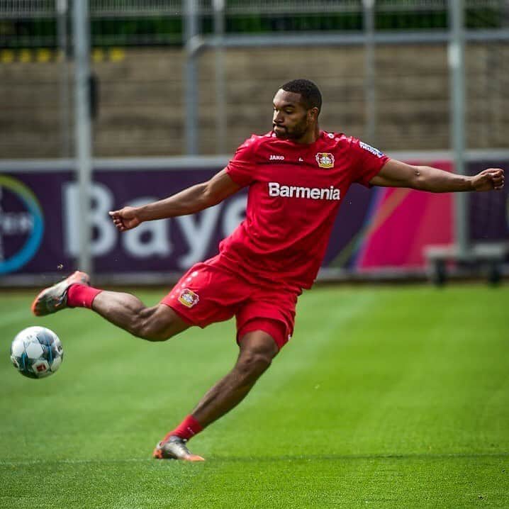 ヨナタン・ターさんのインスタグラム写真 - (ヨナタン・ターInstagram)「ＦＯＣＵＳ on our goals. 🆙 next: #B04KOE 💪🏾」6月16日 23時17分 - jonathantah_