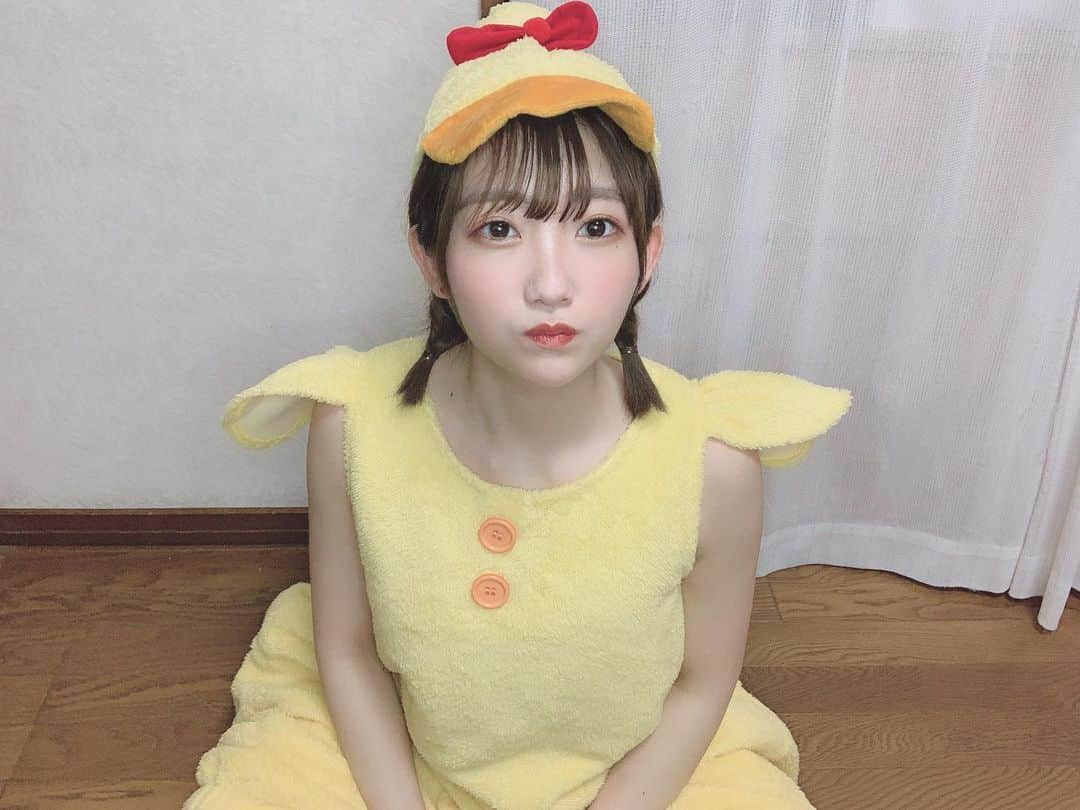 夏川愛実さんのインスタグラム写真 - (夏川愛実Instagram)「﻿ ぴよぴよ🐣﻿ このコスプレお気に入り😀﻿💗 ﻿ #コスプレ#ひよこ#ひよこコスプレ#アニマルコス﻿ #仮装#ハロウィン#動物コスプレ#アニマルコスプレ﻿ ﻿ ﻿」6月16日 23時23分 - ami_natsukawa