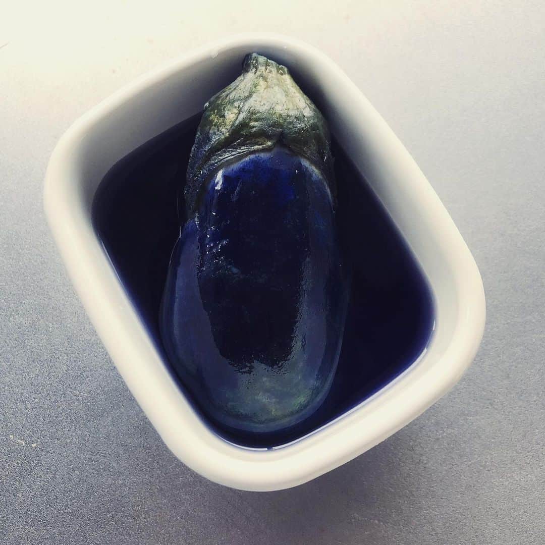 西山由のインスタグラム：「Tsukemono d’aubergine」