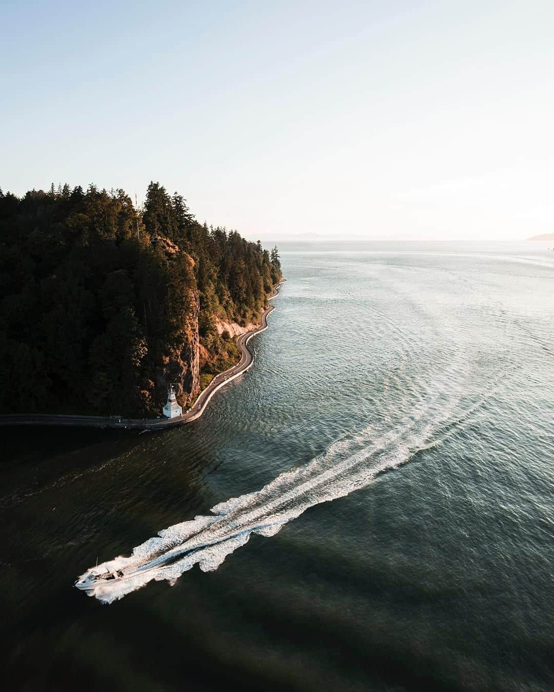 PAUL HEWITTさんのインスタグラム写真 - (PAUL HEWITTInstagram)「Seas the day. 🚤✨⚓️ #getAnchored #paulhewitt  __ #sea #ocean #nature #boat #boattrip #enjoy #relax #travel #enjoy #speed」6月16日 17時00分 - paul_hewitt