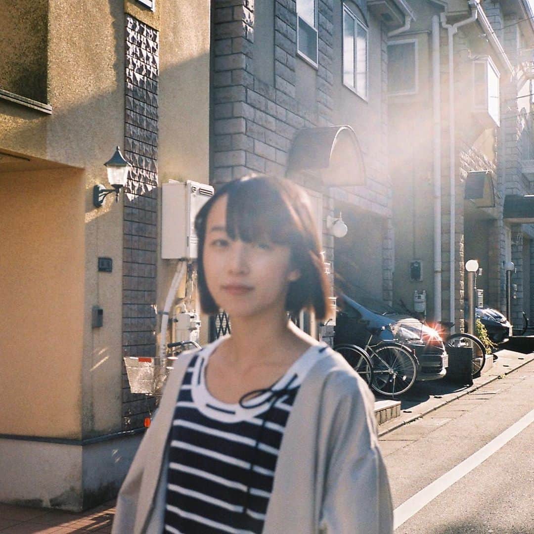坂田莉咲さんのインスタグラム写真 - (坂田莉咲Instagram)「ラントさんの「遠く旅立つ君に」 MVに出演させて頂きました。 是非、ご覧ください！ https://youtu.be/CN5EH1TCJ_A」6月16日 17時05分 - sakata_risa