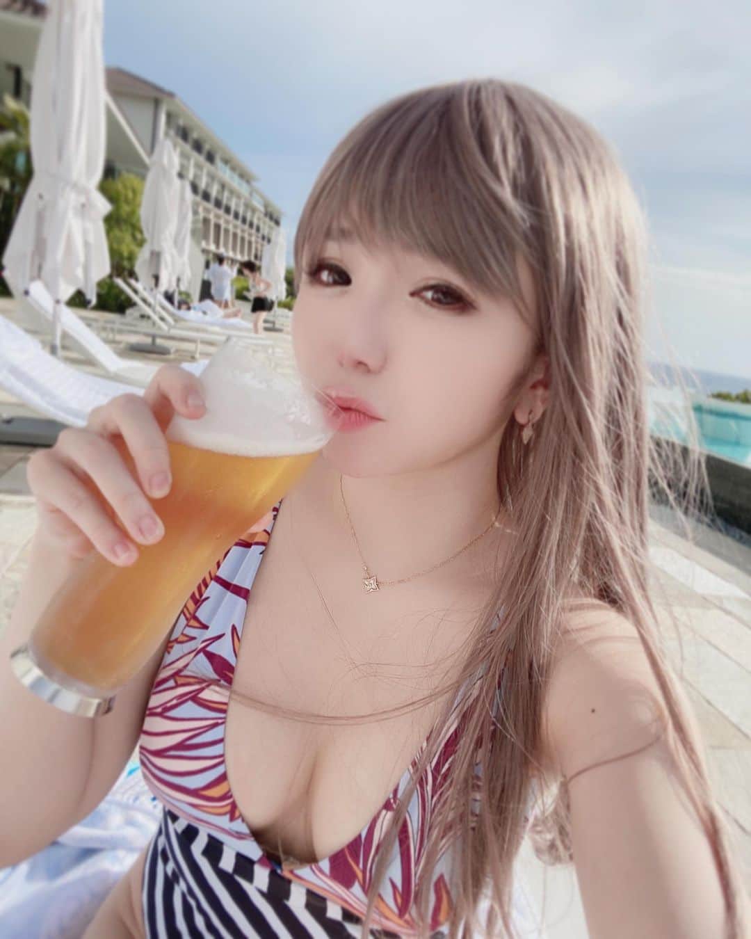 ももせりのインスタグラム：「沖縄で飲むならオリオンビール どや！」
