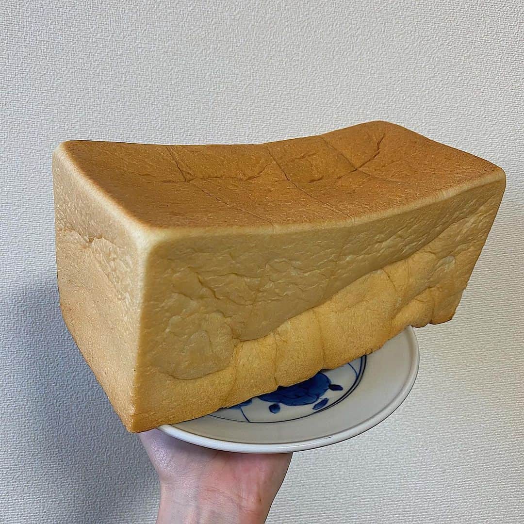 荒井愛花のグルメインスタ