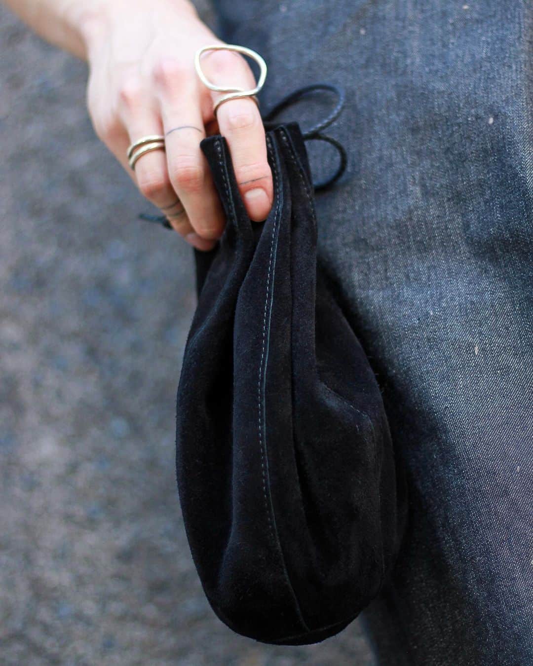 Fashionsnap.comさんのインスタグラム写真 - (Fashionsnap.comInstagram)「【#スナップ_fs】 Name：Shoya Shirt #LADMUSICIAN Pants #JOHNLAWRENCESULLIVAN Bag #HenderScheme Shoes #MaisonMargiela Eyewear #DIOR Ring #STCAT Belt #FENDI Earring #STCAT  #fashionsnap #fashionsnap_men」6月16日 17時49分 - fashionsnapcom