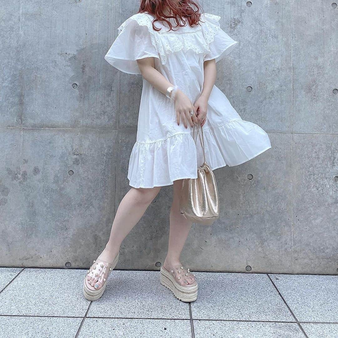 PATRA magazineさんのインスタグラム写真 - (PATRA magazineInstagram)「6/16♡スワイプしてね👉「夏におすすめのチュニックコーデ👗💗」⠀ .⠀ 今の時期から大活躍のチュニック♡⠀ .⠀ 裾丈が長すぎないから程よく風が入って、涼しくて快適♪⠀ .⠀ 夏はショート丈のスカートやパンツと合わせてコーディネートしてみてね◎⠀ .⠀ Thank you 🌹⠀ @moka810k / @miyamais⠀ @nutsoooo / @__neinei__⠀ @satsuki_olive / @megumi61062  @nice_araki0811⠀ .⠀ 今女の子の中で流行っているコトやITEMがあればPATRAをタグ付けして教えてね❤︎⠀ 皆さんのすてきな投稿をぜひ紹介させてください！⠀ .⠀ #PATRA #チュニックワンピース #春夏コーデ #コーディネート #今日のコーデ  #話題 #流行 #トレンド #カジュアル #きれいめカジュアル #おしゃれ #インスタ映え #フォトジェニック #おうちコーデ #お家時間 #おうち時間 #マストアイテム #チュニック #トップス #ブラウス #夏コーデ #夏服 #夏⠀」6月16日 18時00分 - patra__jp