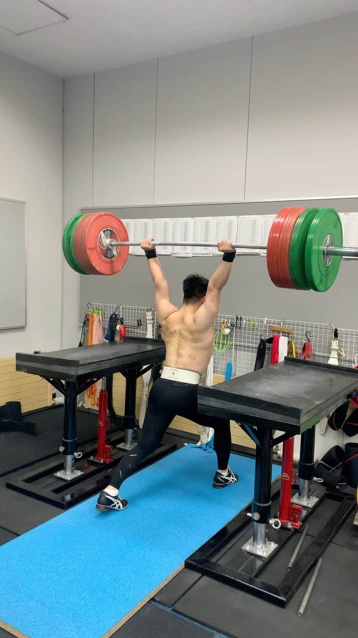 宮本昌典のインスタグラム：「160kg 10rep  お久しぶりの投稿です。」