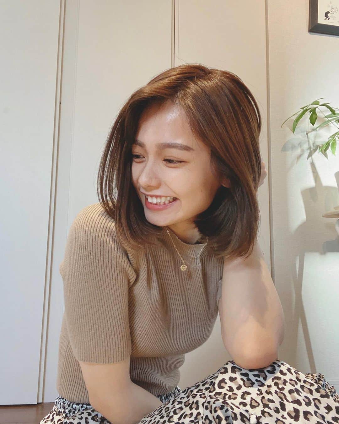 足立佳奈のインスタグラム：「ずっと眠ってた服で、この組み合わせはじめてなのっ♡ #あだちふく」