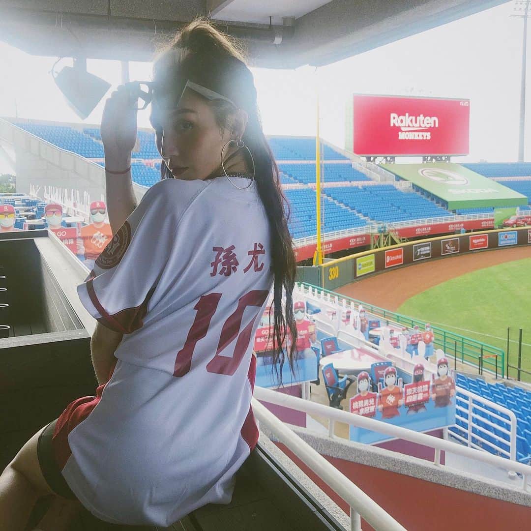 孫尤安（YoannaS）さんのインスタグラム写真 - (孫尤安（YoannaS）Instagram)「@rakuten_monkeys」6月16日 18時59分 - yoannasun