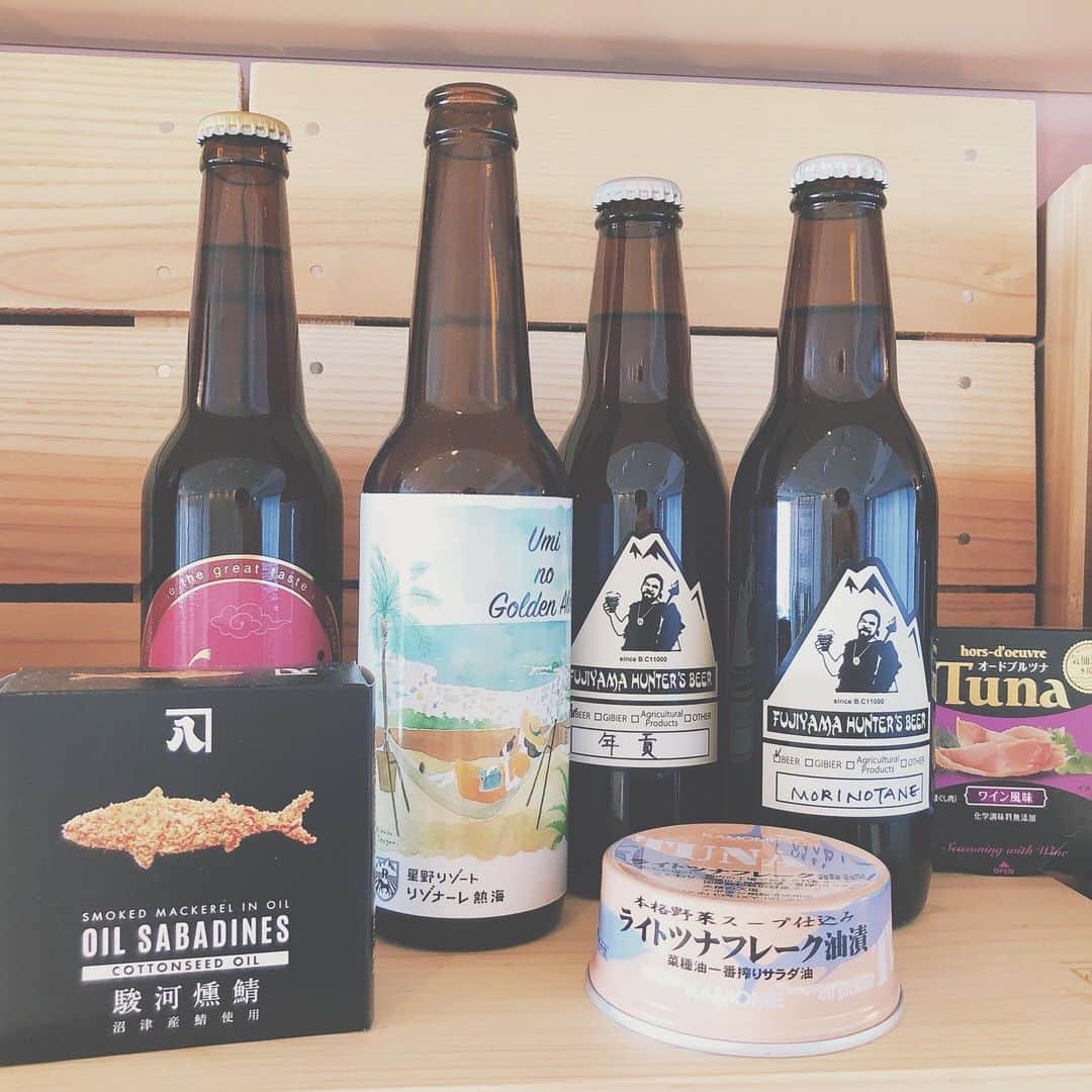 星野リゾート リゾナーレ 熱海さんのインスタグラム写真 - (星野リゾート リゾナーレ 熱海Instagram)「リゾナーレ熱海では、 6月12日〜8月31日までの間、 「カンカンビアガーデン」を開催しています！ 高台に位置するホテルの最上階で、種類豊富なクラフトビールと缶詰を味わうイベントです。 クラフトビールは静岡県内10カ所の醸造所から20種類、缶詰は100種類用意しています◎ 静岡県で生産が盛んなクラフトビールと缶詰のペアリングを絶景とともに楽しめます。 --------------------------------- 星野リゾート  リゾナーレ熱海 静岡県熱海市水口町2-13-1 TEL:0570-073-055(リゾナーレ予約センター) HP:https://risonare.com/atami/ --------------------------------- . . #星野リゾート #リゾナーレ熱海 #リゾナーレ #hoshinoresorts #risonareatami #熱海 #atami #伊豆 #静岡 #shizuoka #熱海旅行 #絶景 #クラフトビール #ビアガーデン #リゾートホテル  #海 #オーシャンビュー #温泉 #オンライン旅行 #おうちで旅行気分 #photo_travelers #女子旅 #旅好き女子 #家族旅行 #子連れ旅行 #familytrip #旅行気分#国内旅行 #travel #trip」6月16日 19時07分 - rnratami