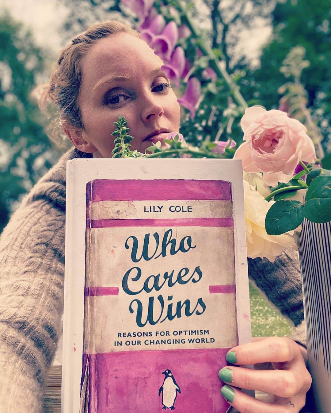 リリー・コールのインスタグラム：「My book is in. 💛 Link in bio if you want to pre-order a copy (UK edition from Penguin, I will share the US version in days to come) ~ I’d be very grateful to hear your thoughts if you do manage to read it ~ Thank you Mr Miller for the beautiful cover art. Swipe to the little lady it is dedicated to.」
