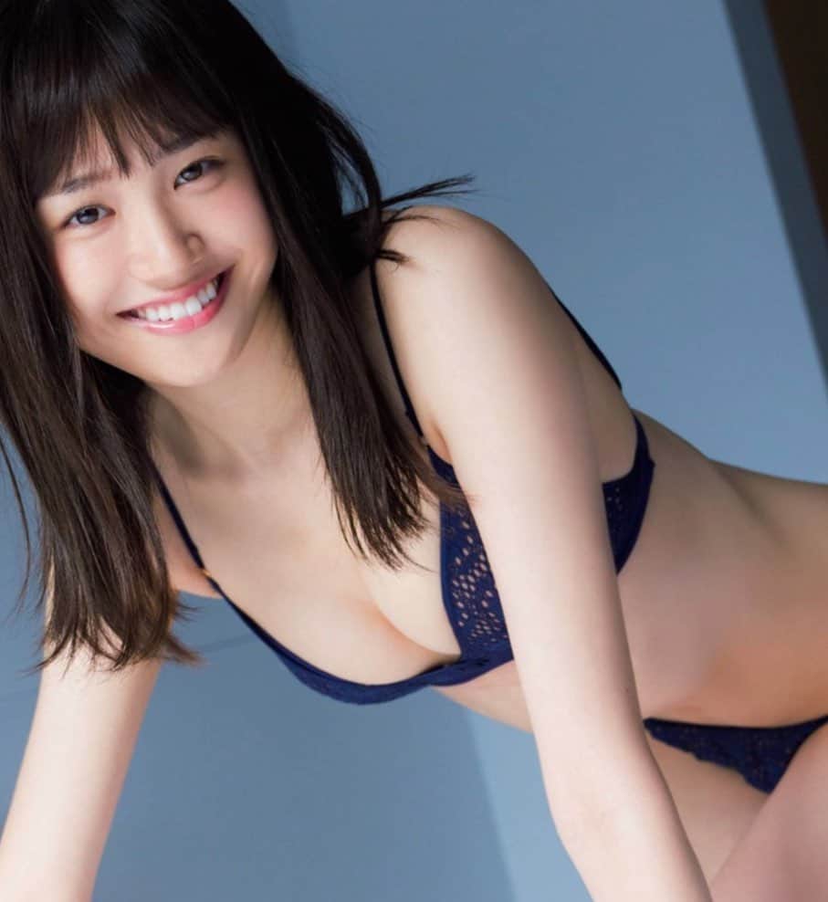 グラビアアイドルまとめのインスタグラム：「#尾碕真花 #IchikaOzaki #グラビア #美人 #美女 #kawaii #cute #beautiful #beauty #japan #性感 #情趣 #内衣 #アイドル #instagood #model #actress #lingerie #奶 #波霸 #linda #hermosa #可爱」
