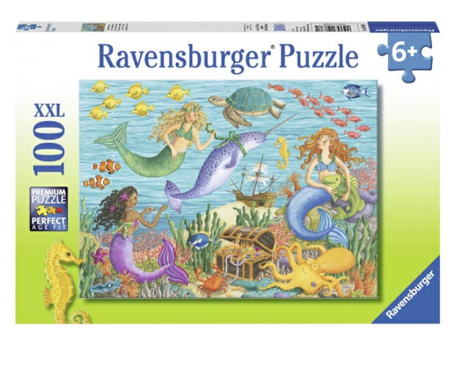 kidzoo+のインスタグラム：「Ravensburger(ラベンスバーガー社)：ラベンスバーガーは1883年に南ドイツのボーデン湖にあるラベンスブルグという町で、オットー・ロバート・マイヤーによって出版社として設立され、書籍などを扱っていました。当時はフレーベルやモンテッソーリなど、有名な教育者が活躍していた時代でした。創業者オットー・マイヤーは、遊びと教育を結びつけることを目標として、子どもたちのための教育的な玩具を作りたいと考えていました。そして1884年、ラベンスバーガー最初のゲームとして、ジュール・ヴェルヌのベストセラー小説「八十日間世界一周」を基に「世界一周ゲーム」を製作しました。以来、現在まで130年以上にわたり、ラベンスバーガーは子どもの教育や発育という観点から、様々なゲームや高品質のパズルなど、数多くの製品を作り続けています。 ----------------------------------- 商品の詳細はプロフィールのURLからご覧いただけます！ ☛ @kidzooplus  #ravensburger #ラベンスバーガー #ジグソーパズル #パズル　#ravensburgerpuzzle #知育玩具 #贈り物 #ギフト #名古屋市名東区 #名東区ママ #子育てママ #kidzooplus #誕生日プレゼント#kids #子供 #考える力」