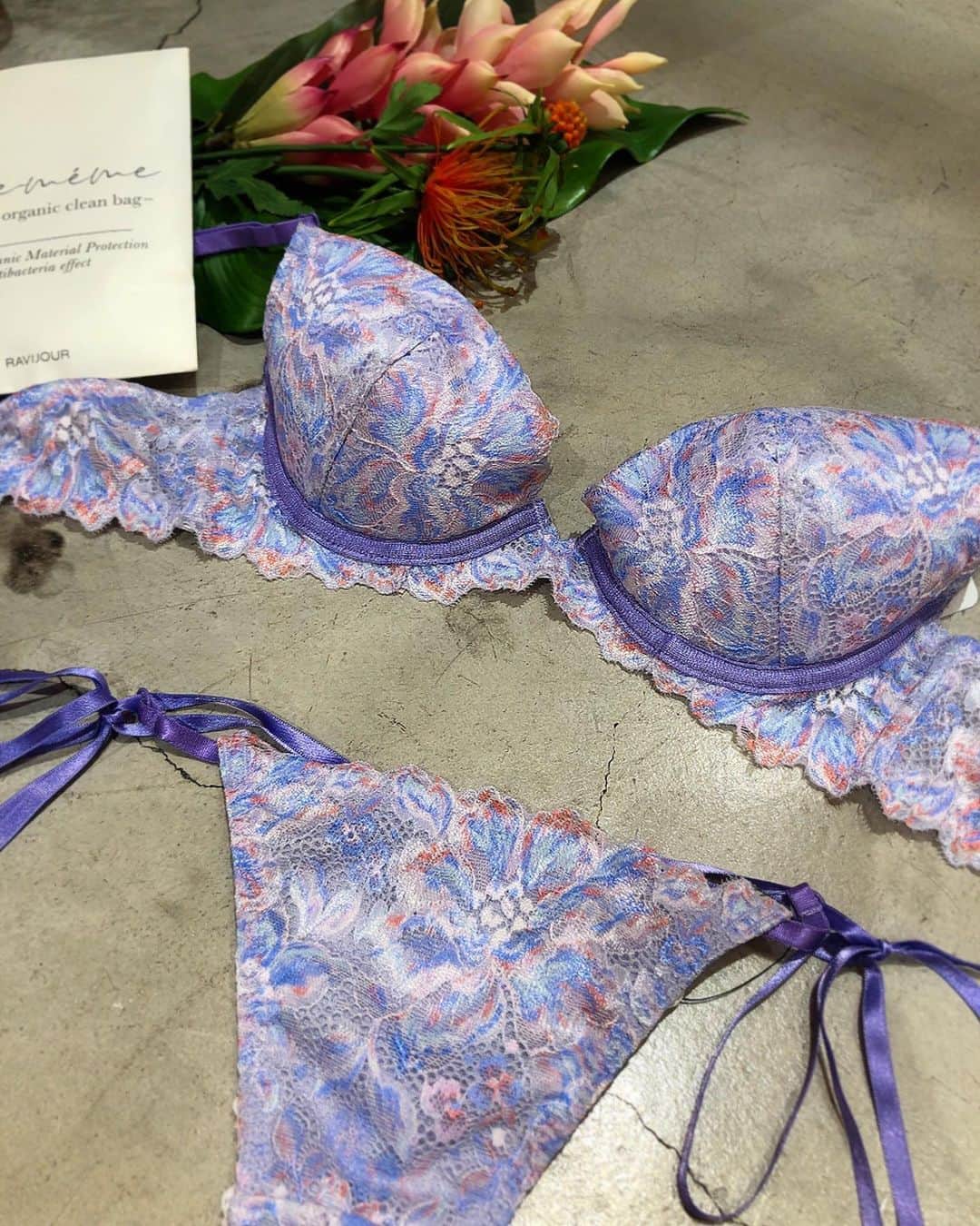 Ravijour札幌4丁目プラザ店のインスタグラム：「#onsale  #インフィニティカラーグラマーアップ のご紹介です✨ 詳しくはブログへ✈  #ravijourstaff  #ravijoursapporo  #ravijour_official  #ラヴィジュール」