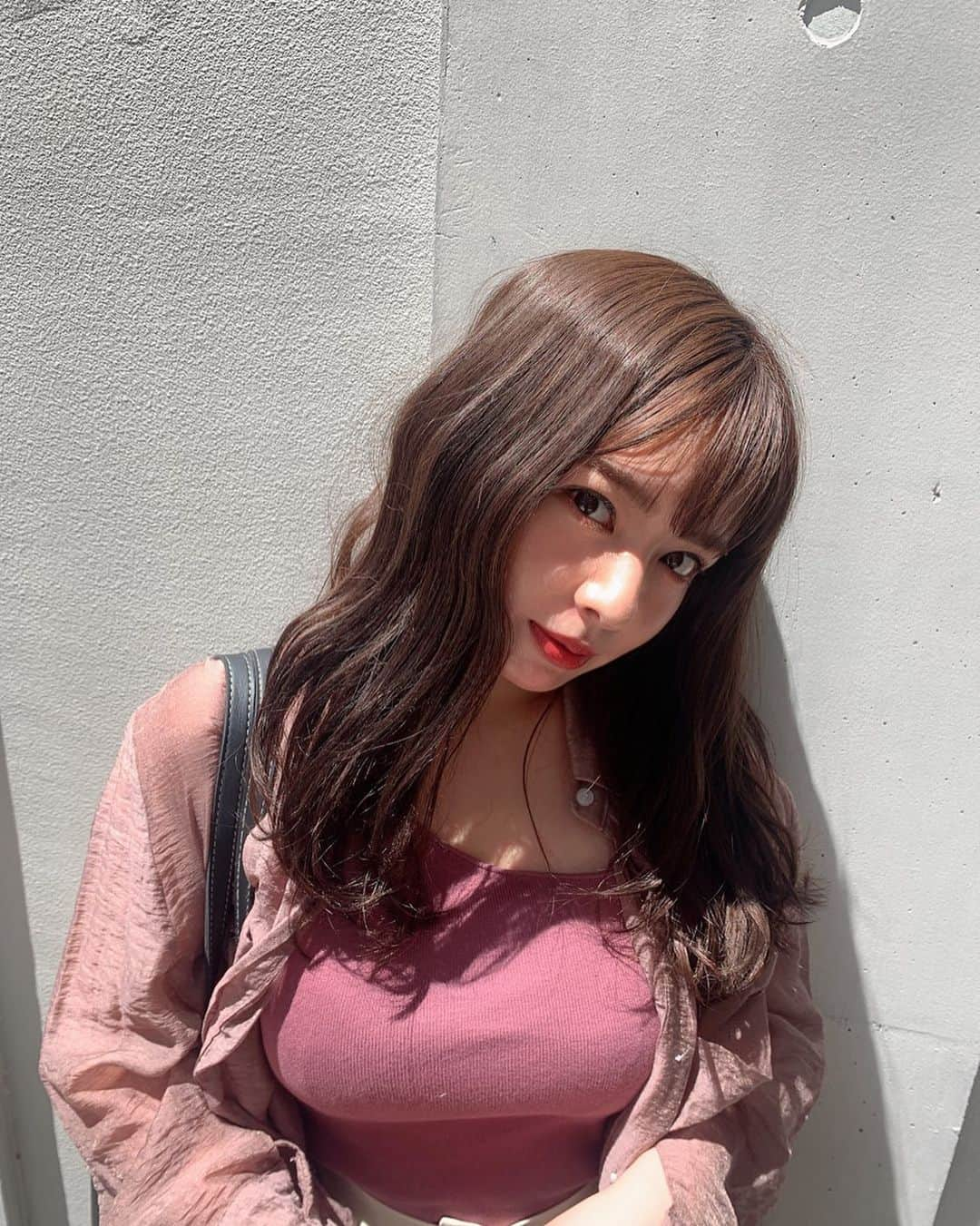 山田菜々さんのインスタグラム写真 - (山田菜々Instagram)「見てください。 先に言いますが、こんなにはありません。 写真というのはときたまラッキーが訪れるものですね...！ #超絶爆乳謎写真」6月16日 21時48分 - tannana.yamada