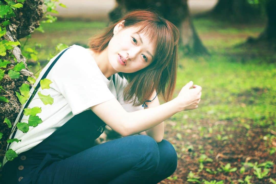 のインスタグラム：「🌳 緑の風 光の中  #脇田唯 📸 @yui.knt」