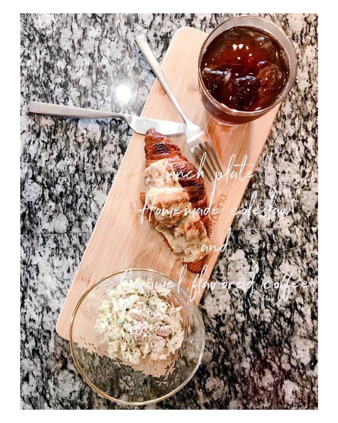 遠海まりこさんのインスタグラム写真 - (遠海まりこInstagram)「ランチプレート﻿ ﻿ ﻿ ﻿ ﻿ ﻿ ﻿ ﻿ 撮り溜め写真。﻿ ﻿ ﻿ ﻿ ﻿ ﻿ 余った野菜でコールスロー。﻿ とうもろこし🌽が美味しい時期。﻿ ﻿ ﻿ ﻿ ﻿ ﻿ ﻿ ﻿ ﻿ ﻿ #foodies #lunchplate #sandwitch #icecoffee #coleslaw #lunch #coffee #plate #duckhorn #CA #DUCKHORN #NAPA #duckhornvineyards #wine #napavalley # corn #ナパワイン #ダックホーン﻿  #ワイン ﻿ #プレート#カルフォルニアワイン #デコイ#decoy #DECOY #サンドウィッチ#ランチ #コールスロー ﻿ #コーヒー #アイスコーヒー」6月16日 22時05分 - marikotohmi99
