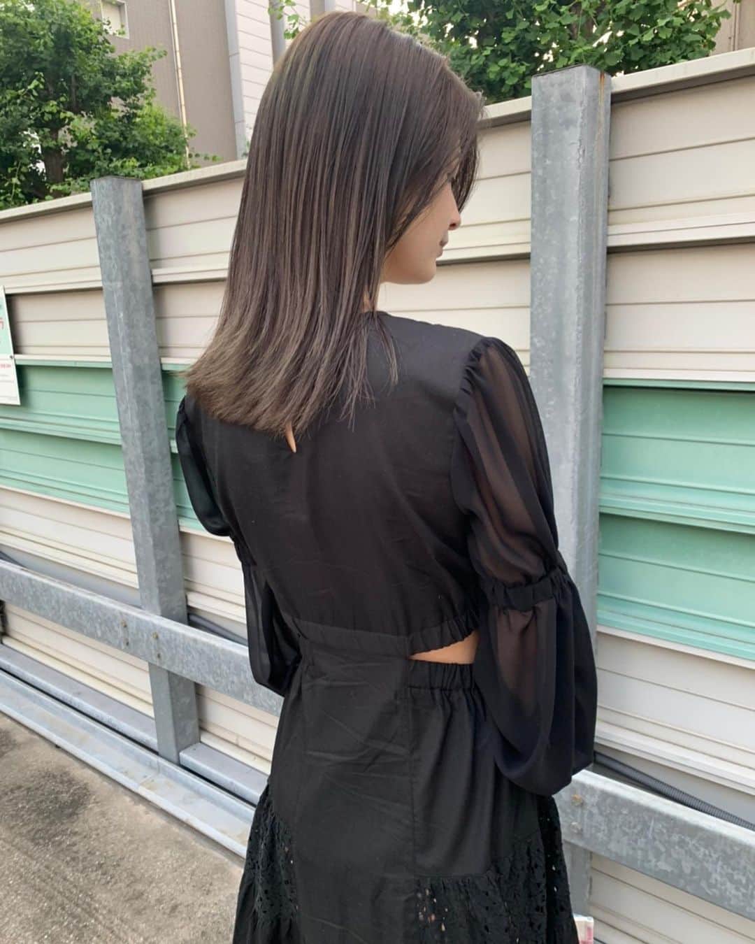 河原洋美さんのインスタグラム写真 - (河原洋美Instagram)「にゅーからー🌿✨💕 明るさを重要視しながら、透明感たーっぷりのカラー🌿 ケアカラーをいつもしています👌🏻💓ケアカラーは繰り返ししてあげると、より透明感が増します✨  #hiromi_hair #linkybyshima #ケアカラー」6月17日 7時27分 - cyorobinthkey