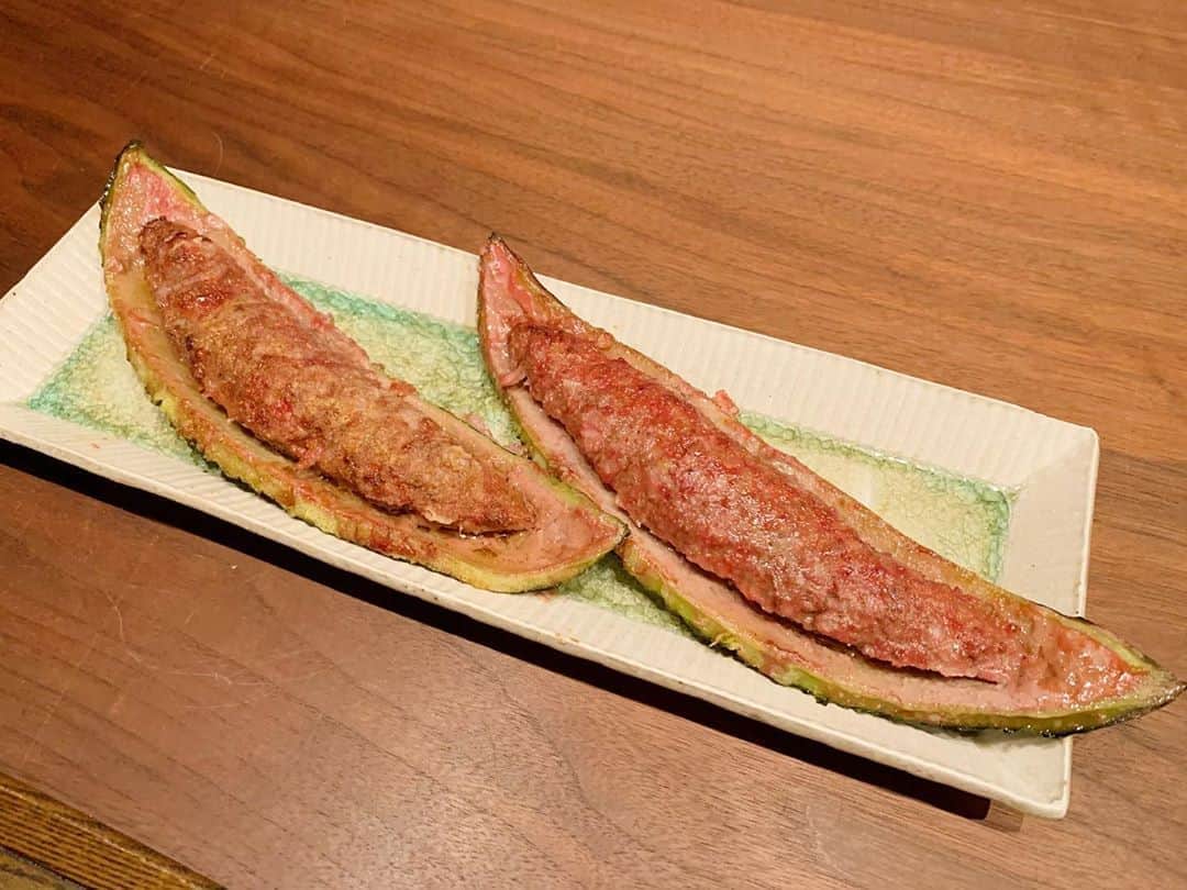 住吉美紀さんのインスタグラム写真 - (住吉美紀Instagram)「おはようございます！ 昨夜はゴーヤボートの肉詰めつくってみましま。初めて！見た目も豪快で食卓が楽しい。肉の甘味とゴーヤの苦味のハーモニーが夏になるとぴったり。  #BlueOcean #tokyofm #鹿児島夏野菜 #ゴーヤー」6月17日 8時27分 - miki_sumiyoshi