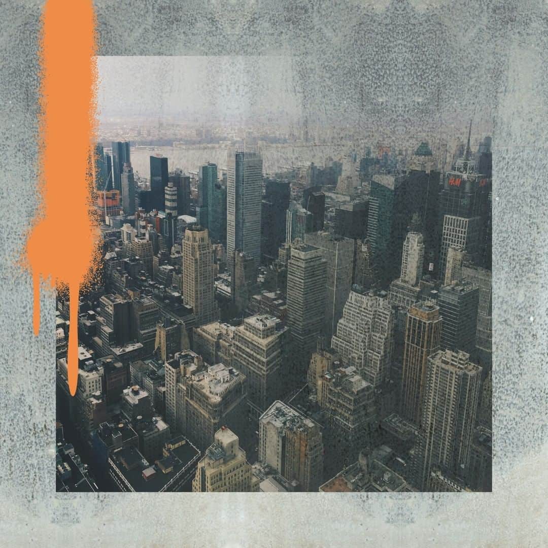 Jacob Cohenのインスタグラム：「Dear city, I can’t get enough of you  #JacobCohen #JacobCohenJeans」