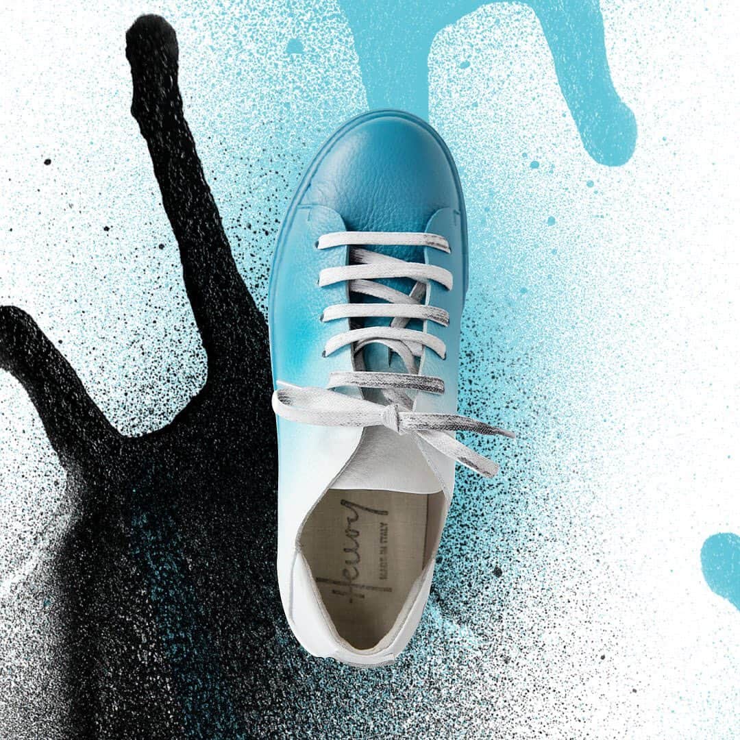 エンリーベグリンのインスタグラム：「A splash of sky. #HenryBeguelin Sprayed Sneakers collection with this vibrant turquoise colorway arriving this weekend! 💙 #comingsoon #onlineonly」