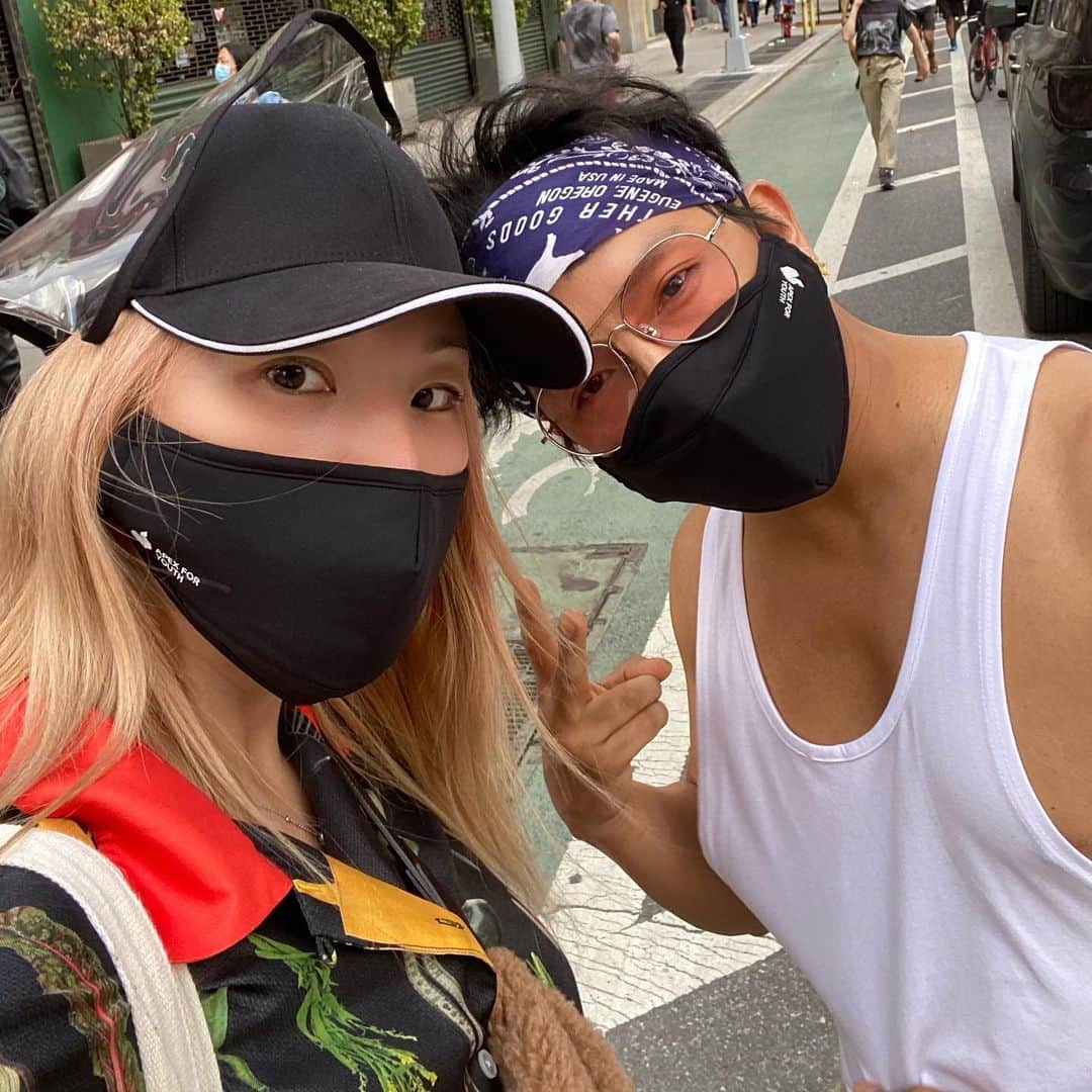 3.1フィリップリムさんのインスタグラム写真 - (3.1フィリップリムInstagram)「We are proud to partner with @apexforyouth to make reusable masks through which 100% of the proceeds will benefit the Apex mission.  Available now via the link in our stories.  #LoveUnityCommunity #31Tribe #ApexforYouth」6月17日 1時04分 - 31philliplim
