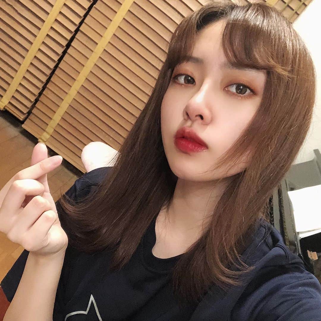 紗雪さんのインスタグラム写真 - (紗雪Instagram)「. ゆーらいくのフィルター天才 . すっぴんで韓流研究💄 . . . .  #自撮り#自撮り女子#性感#撮影会モデル #グラビアモデル#韓流#韓国#韓国メイク #cos#cosplay#cosplayer#cosplaygirl#freemodel#model#japanesegirl#japanesecosplayer #selfphotography#followｍe」6月17日 1時15分 - sayuki_cos