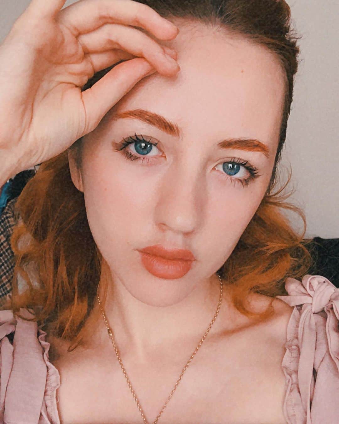 ベッキー・クルーエルのインスタグラム：「just posted a tic toc 😤user beckiibeckii 💋」