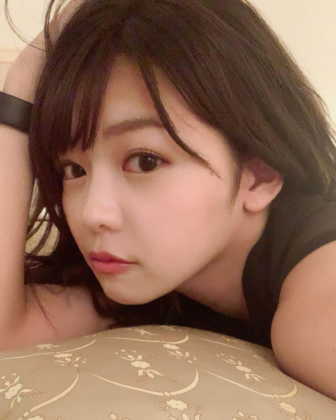 織田唯愛のインスタグラム：「やっほー(❁´ω`❁)♡♡ . . げんきかい？？？ . 毎日何かと忙しくしてますが 私は、元気です♡ . しいていうなら、寝不足ですw …あ。元から不眠症だった🤦‍♀️笑 . . なんとこの度、お知らせがあります！ . . 2020/6/20(土) EX MAX誌面連動企画撮影会 〜カメラマンになろう〜 . …に、出演します(*•̀ᴗ•́*)و ̑̑ . グラビアの撮影会ですね！！ . 是非、カメラを持って会場にお越し下さい♡♡ . あなたの撮ってくれた写真が 誌面に使われちゃいます♡ . 【会場】 東京都新宿区四谷三栄町10-12　ボナフラワービル4階 http://bonastudio.net/access.html ※2018年より新宿区区整理により住所が変わっております。 アプリ・NAVIによっては正しい住所が反映しない可能性もありますのでご注意ください （旧住所：新宿区三栄町25-45） . . 以下サイトフォームより予約受付中 . http://playzone.jp/pc/schedule/d.php?id=12461 . . そして！！！！ 次の日！！ . 2020年6月21日 も、 撮影会が入ってるみたいです♡♡ . 詳細は、まだもらってませんが 20日の撮影会とは、また別の撮影会になります！ . . 是非！ いちかに会いに来てください♡ . カメラさえあれば、誰でも参加可能👌✨ . 皆様の御予約お待ちしてます٩(ˊᗜˋ*)و . . . . . #グラドル #グラドル自画撮り部 #撮影会 #グラビア撮影会 #カメラマンさんと繋がりたい  #カメラマン募集 #モデル  #グラビアアイドル  #グラビア撮影」