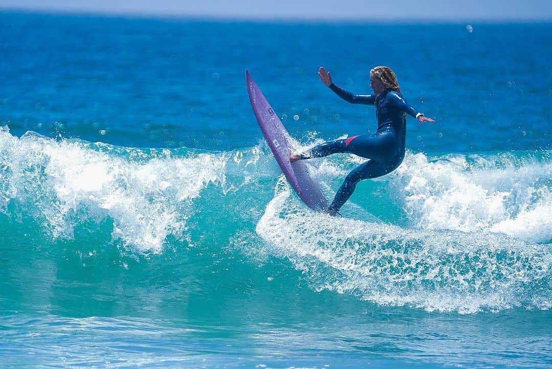 リンゼイ・ジャコベリスのインスタグラム：「Ready to get back out there? How is everyone’s week lining up?」