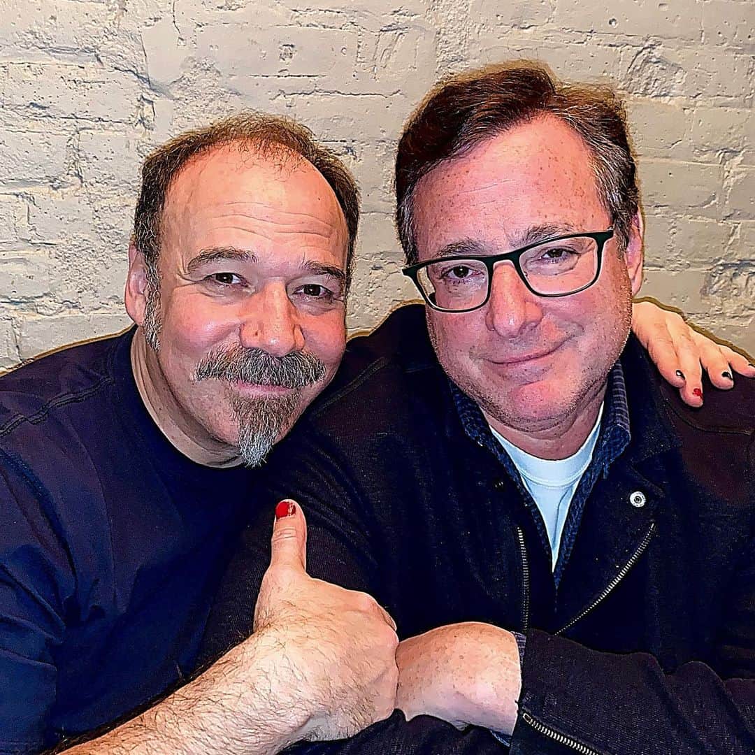 ボブ・サゲットのインスタグラム：「Happy Birthday to my dear friend for life, Danny Burstein. Danny is a gift to everyone who knows him. And to all who don’t know him as well— but perhaps have enjoyed his amazing gifts on stage or on screen. He is all love, all talent, all heart and the dearest husband, father, friend and human one can strive to be. I treasure my friendship with you, Danny (in case you’re seeing this 🤪) Love you and the day you were born. Oh, it’s Bob. @moulinrougebway」