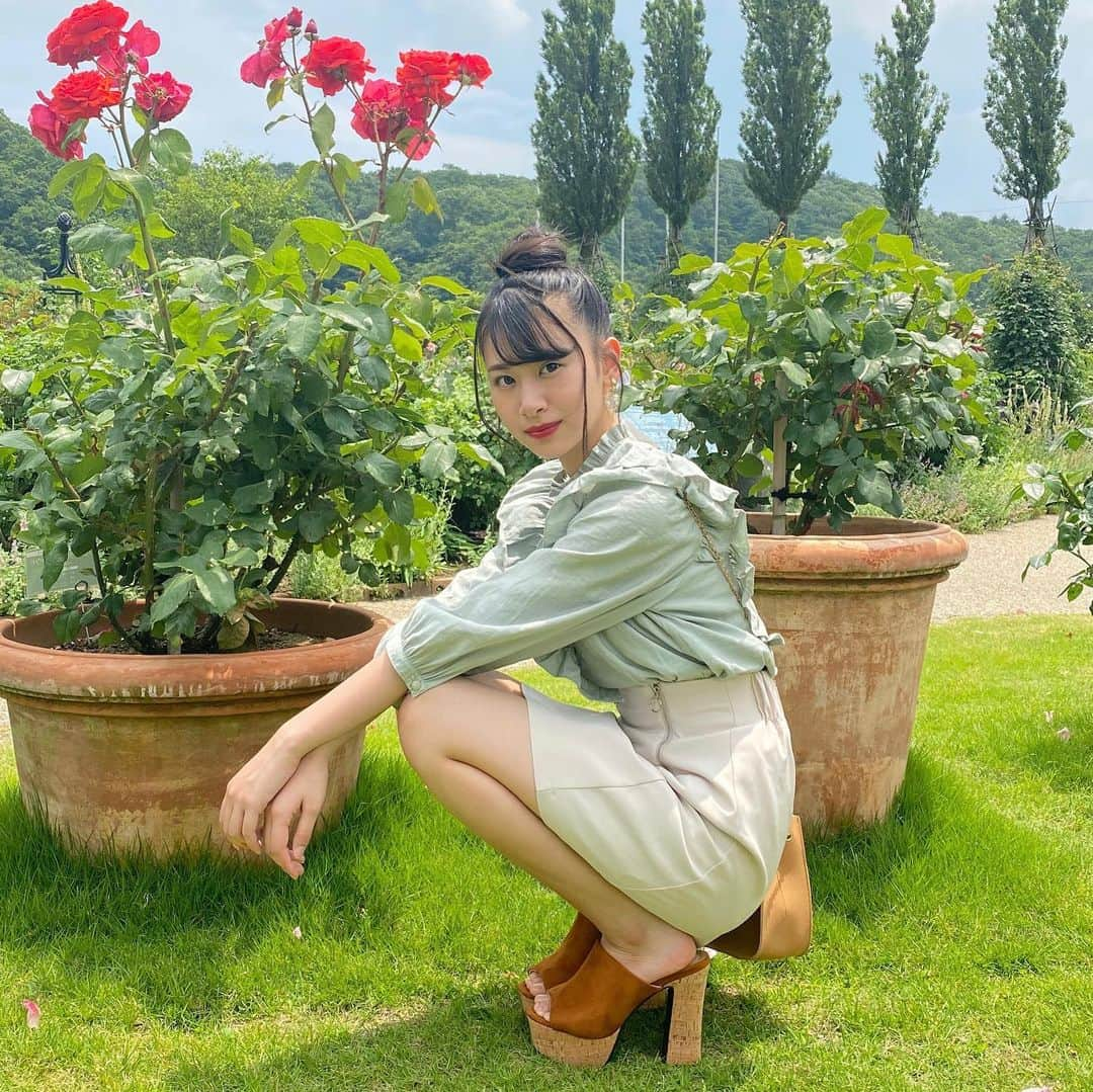 富永夢有さんのインスタグラム写真 - (富永夢有Instagram)「. まだまだ続くよ丘陵公園🌱 . . #NGT48 #富永夢有 #国営越後丘陵公園 #長岡 #薔薇園 #地元を盛り上げたい」6月17日 17時04分 - tomichan_0716