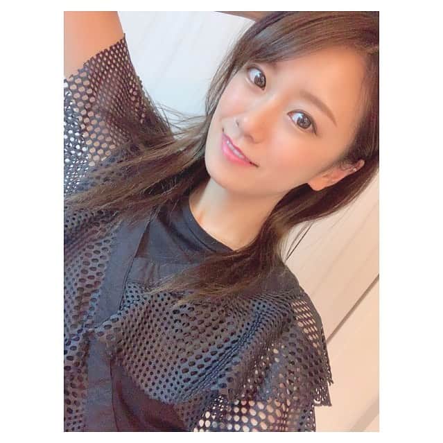 福本愛菜さんのインスタグラム写真 - (福本愛菜Instagram)「部屋の模様替えがしたくなった午後5時🤙 . 家具見るんって楽しいな☺️💓 . #家具 #模様替え #したい #こんな #暑い日に #笑笑」6月17日 17時12分 - aina_fukumoto