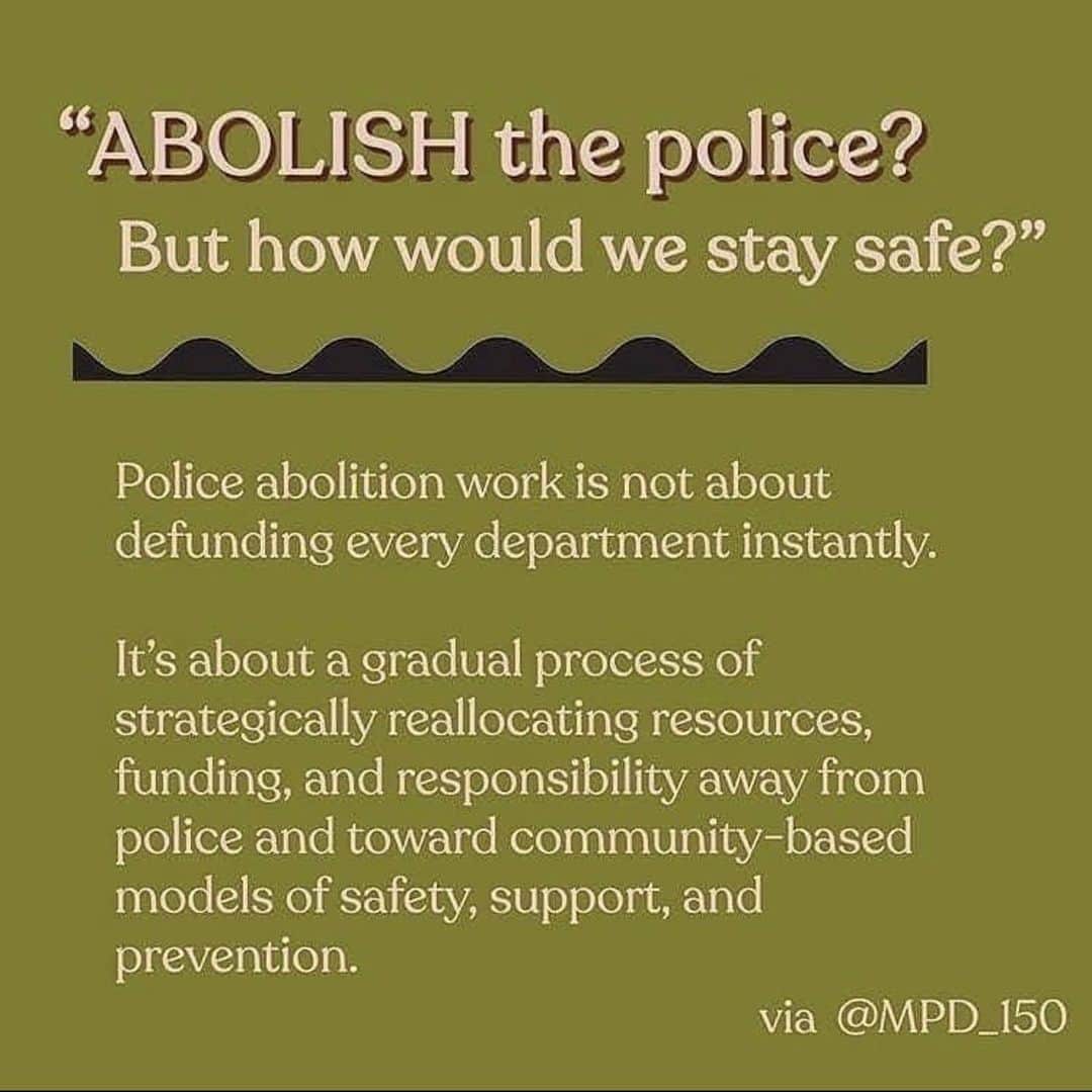 ハナー・ハートのインスタグラム：「This is the post (and watching the documentary, "13TH") that opened my eyes 👉👉👉 Swipe through and tell me what you think?」