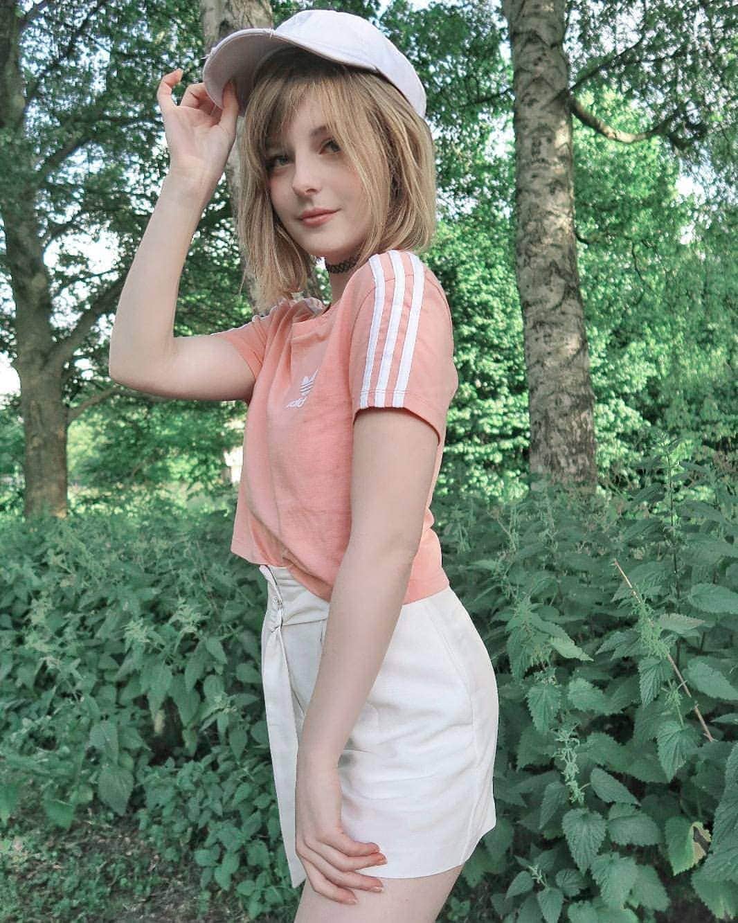 Ella Freyaのインスタグラム：「3years ago ~  3年前の写真」