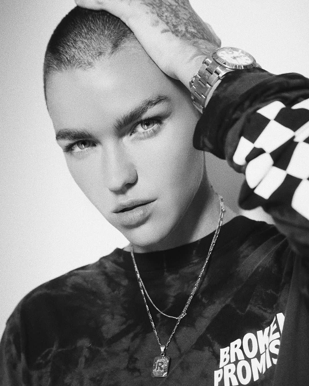 ルビー・ローズさんのインスタグラム写真 - (ルビー・ローズInstagram)「@cosmopolitan x @brandonalmengo  Hair by the boss @brezofficial」6月17日 10時45分 - rubyrose