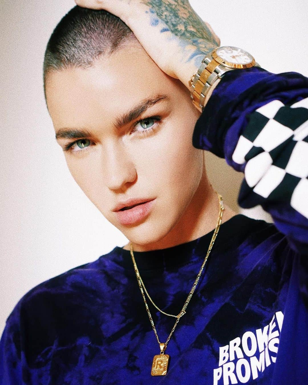 ルビー・ローズさんのインスタグラム写真 - (ルビー・ローズInstagram)「@cosmopolitan x @brandonalmengo  Hair by the boss @brezofficial」6月17日 10時45分 - rubyrose