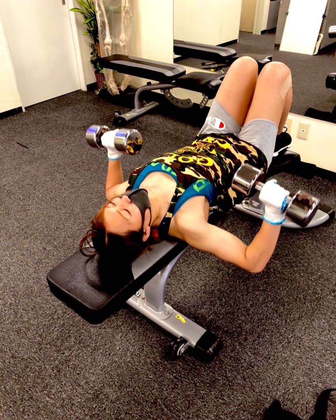 朱里さんのインスタグラム写真 - (朱里Instagram)「やるぜやるぜやるぜ(о´∀`о)🤩 #training #fitness #gym #fit #muscle #enjoy」6月17日 11時39分 - syuri_official