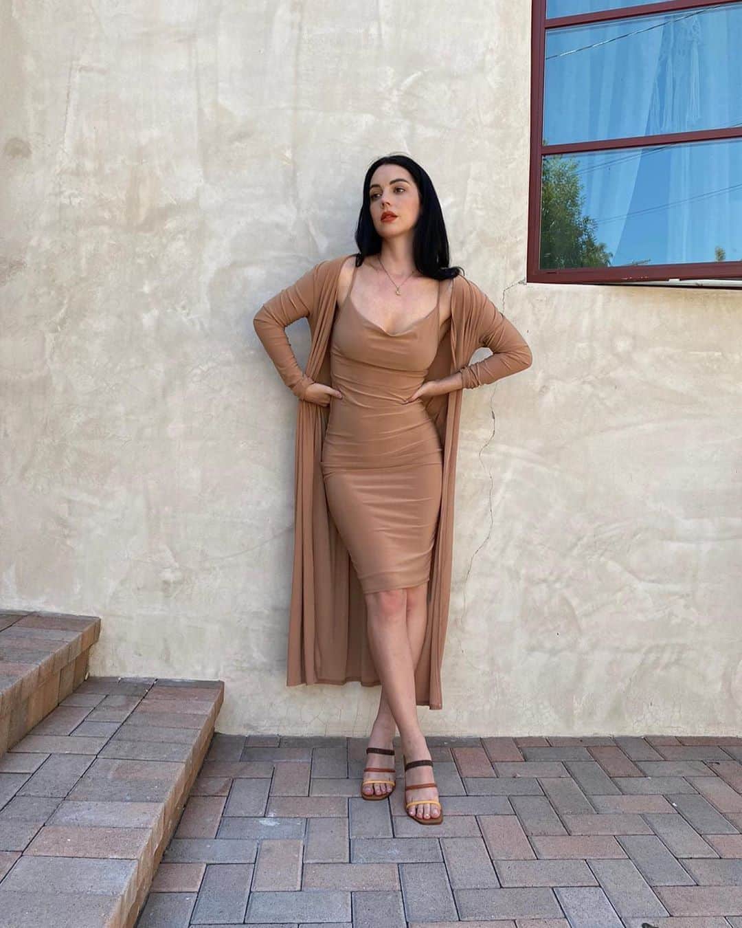 アデレード・ケインのインスタグラム：「Camel-flage fashionnovapartner @fashionnova」