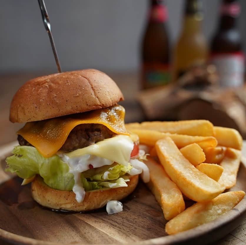 PIT TAVERN 栄店（公式）のグルメインスタ