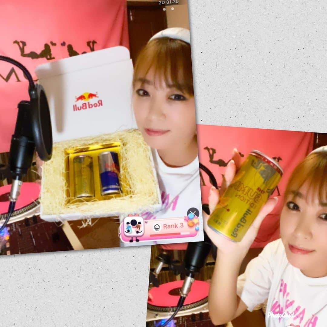 MAYUMIのインスタグラム：「#黄金のレッドブル  夏に向けて輝かせる翼を手に入れよう💛  パッションフルーツ味のレッドブル ꐴ༾(´﹃｀* )ｸｩｯ✨  これからの暑い夏にピッタリの味でした♡  #redbull　#gold #ican」