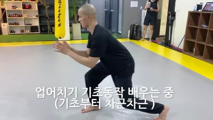 プニエル のインスタグラム：「Learned how to do an arm throw! It’s more fun getting thrown than doing the actual throwing... during practice at least lol  @deadpoint_wrestling_kor  업어치기 배웠다! 업어치기 하는것보다 당하는게 더 재미있어...연습 때는 ㅋㅋㅋㅋ」