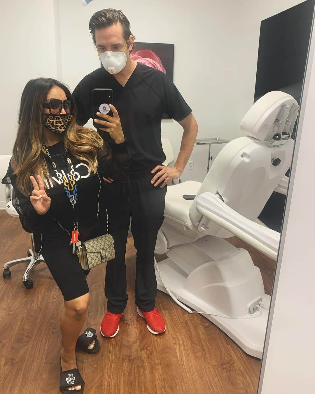 ニコール・ ポリッツィのインスタグラム：「So happy to see this guy! @tutelaps tutelaps」