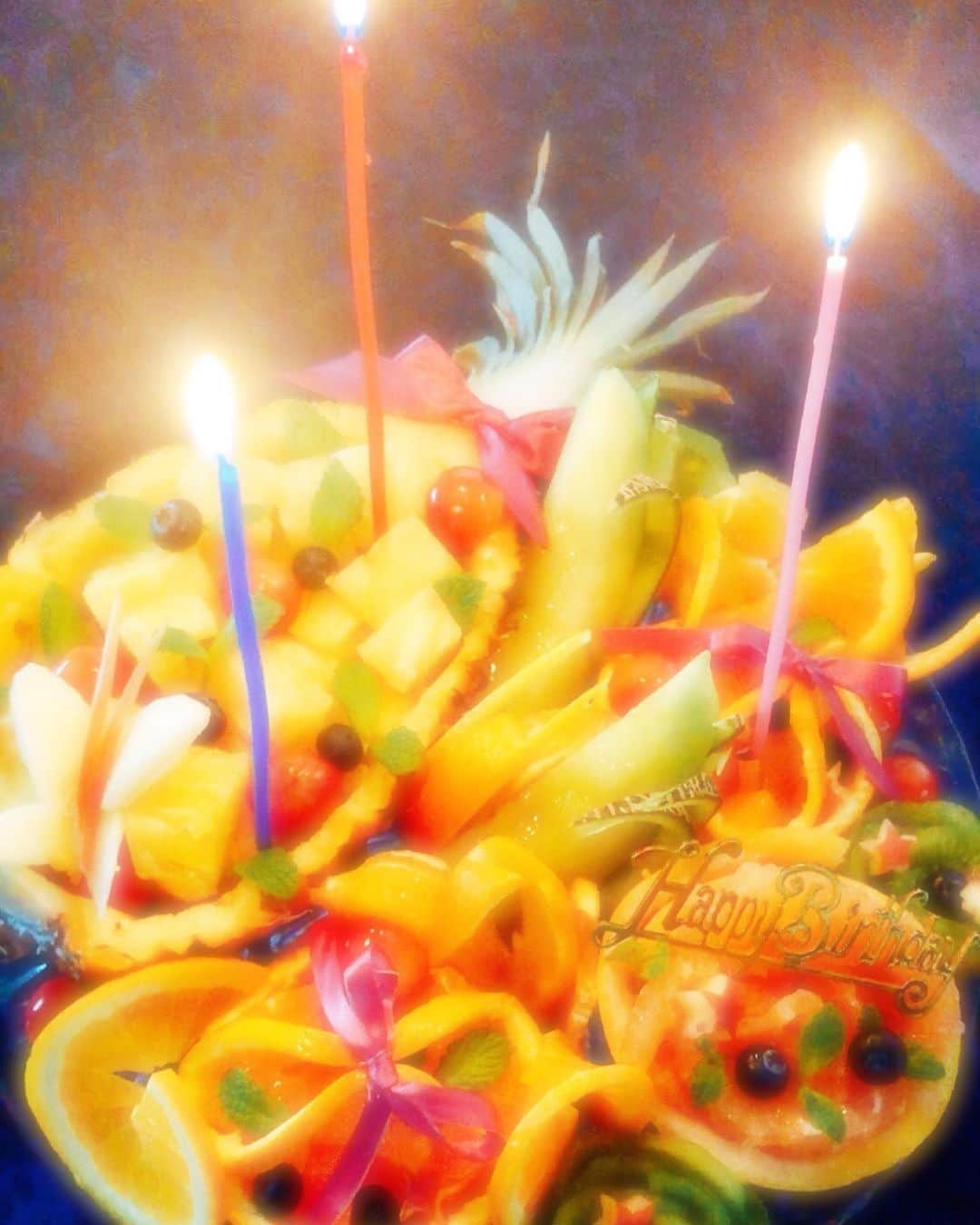 愛風ゆめさんのインスタグラム写真 - (愛風ゆめInstagram)「My birthday🎂🎉💓 #😍#fruit #くだもの #果物　#果物大好き #フルーツカッティング」6月17日 18時51分 - yume_aikaze