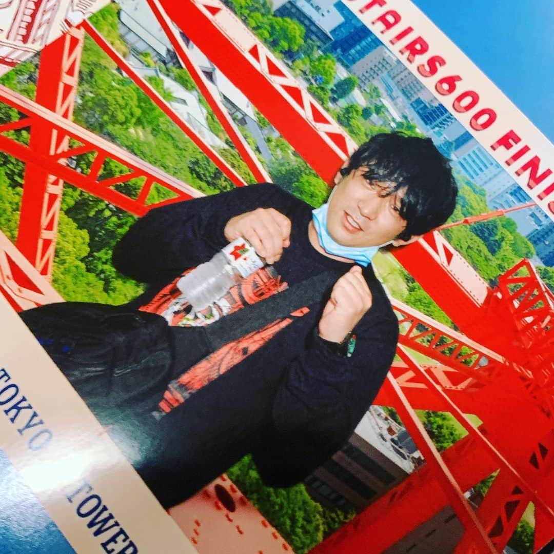 酒井健太さんのインスタグラム写真 - (酒井健太Instagram)「今んとこ遺影最有力  #ガッツポーズ #東京タワー」6月17日 19時48分 - kenta_sakai
